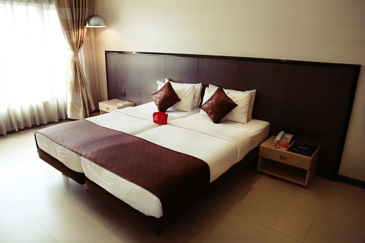 The Sirona Hotel Pune Exterior photo
