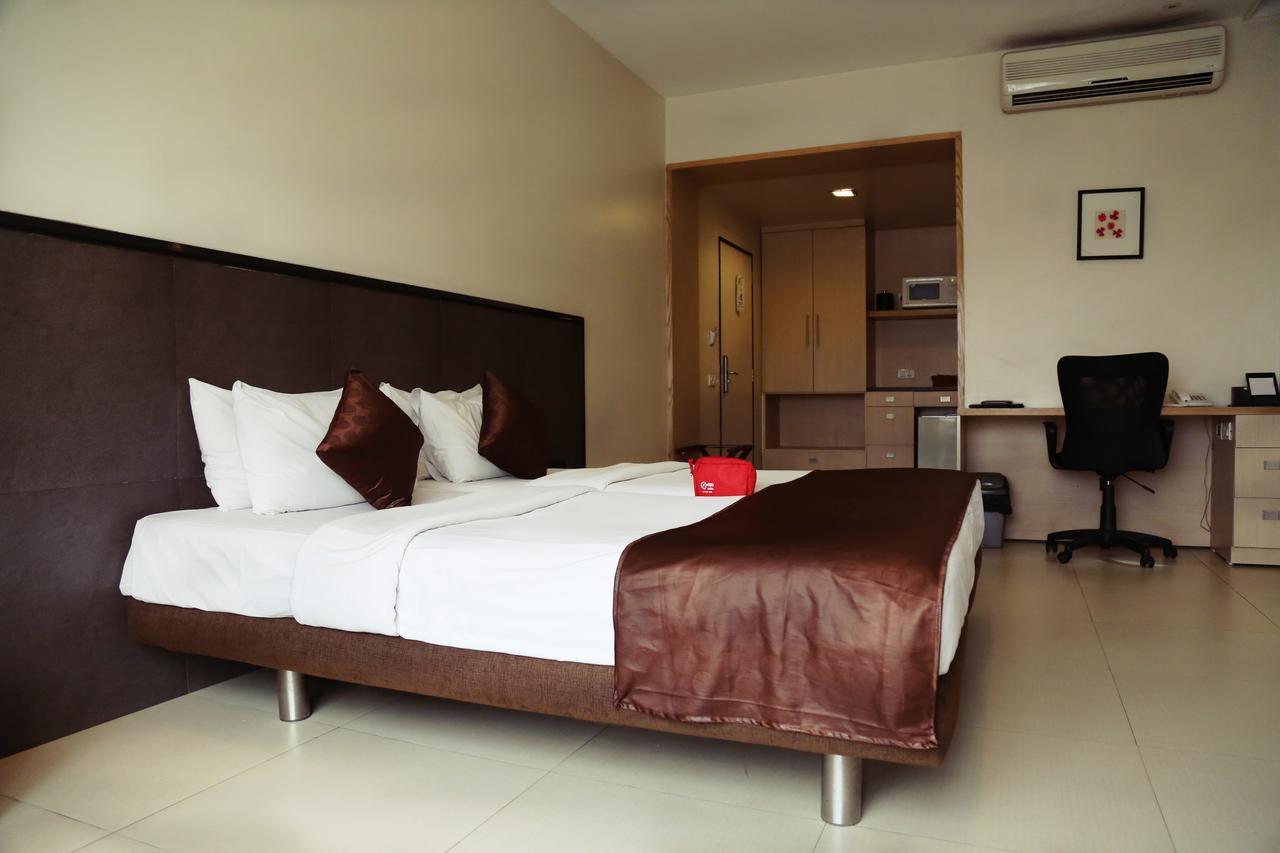 The Sirona Hotel Pune Exterior photo
