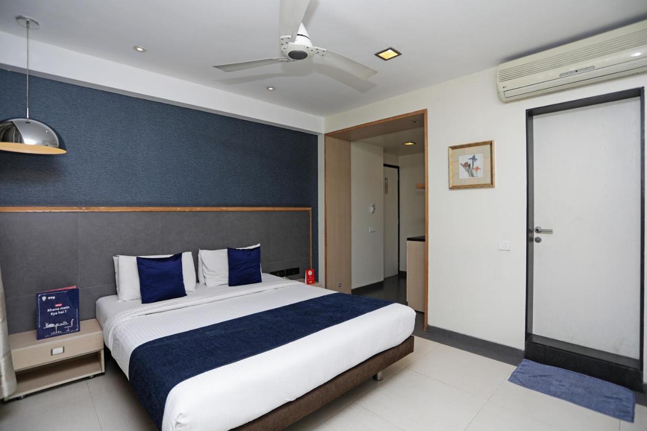 The Sirona Hotel Pune Exterior photo