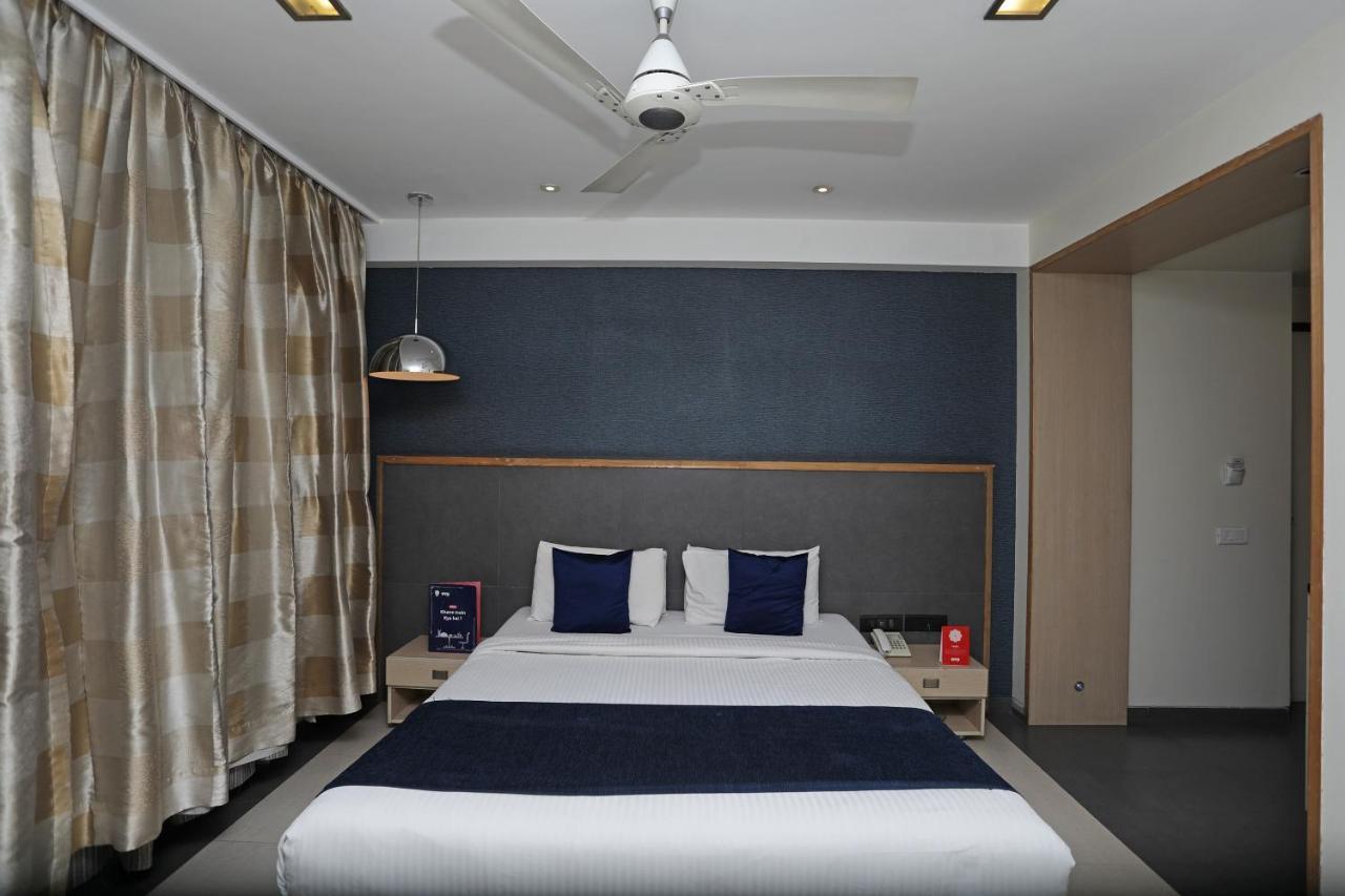 The Sirona Hotel Pune Exterior photo